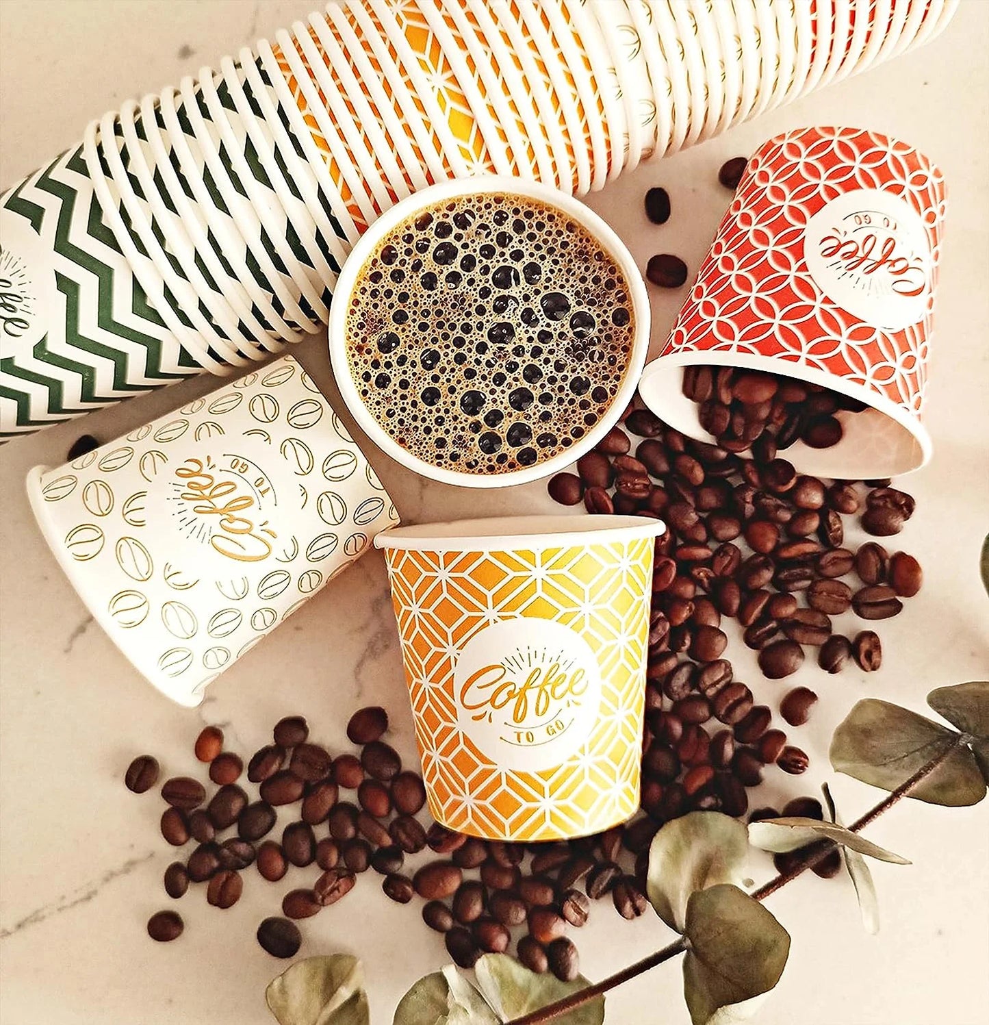 4 Oz, Multicolore Espresso Gobelets en Carton avec Agitateurs en Bois,Écologique et Jetables,Résistant à la Chaleur,Carton de Qualité,Idéal pour Toutes Les Boissons Chaudes ;Café,Thé,Chocolat etc. -200